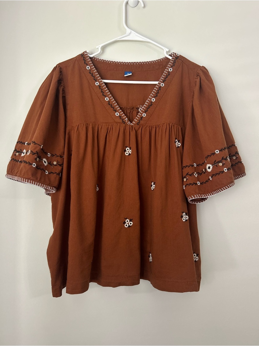 Old Navy Women’s Blouse XL Brown Floral Peasant Boho Embroidered Balloon Sleeve